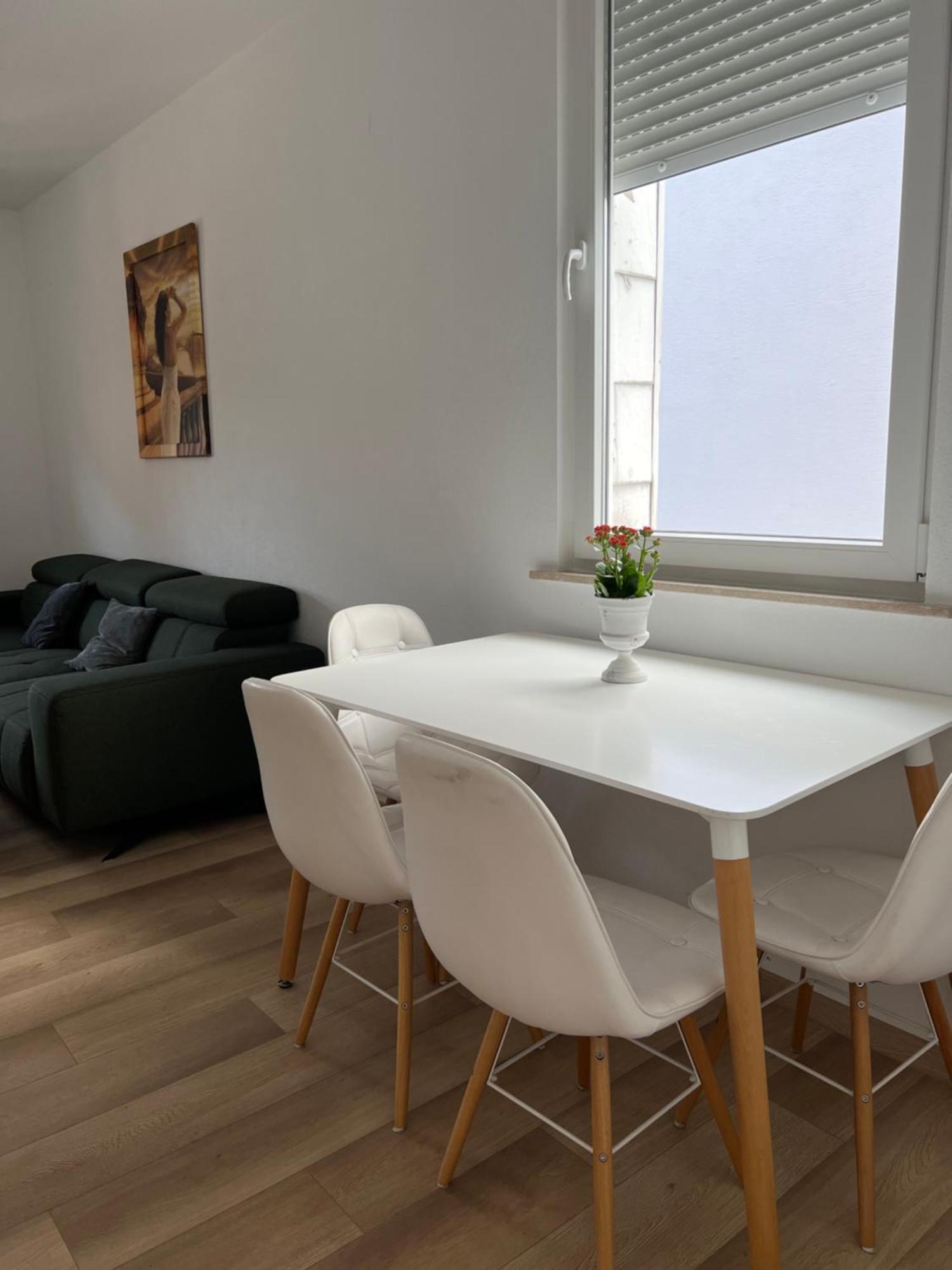 Zentrale Ferienwohnung Bad Lippspringe Buitenkant foto